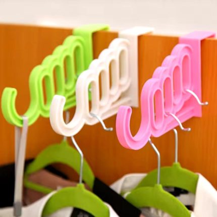 Gancho colgador puertas